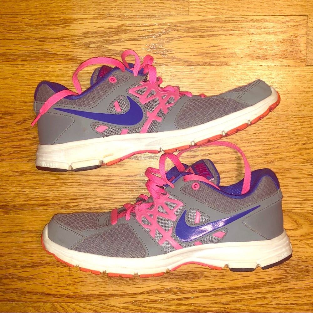 Nike Shoes 8.5